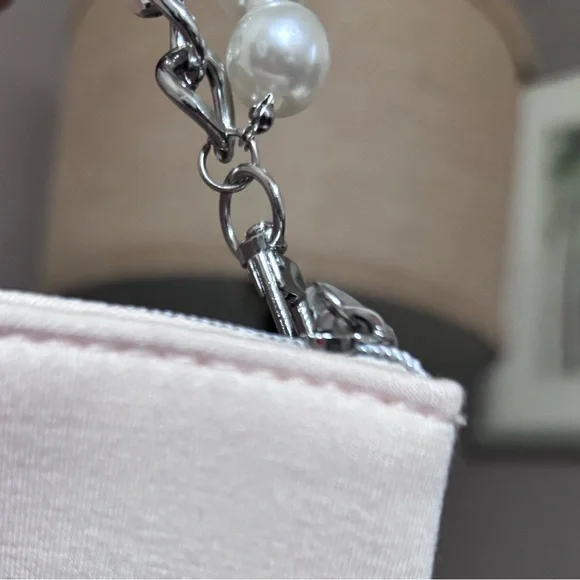 Dior Pink Chain Shoulder Bag - Picture 4 of 12